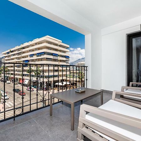By Riva - Luxurious, Exclusive 2 Bedroom Apt Inside Puerto Banus Marbellac Extérieur photo