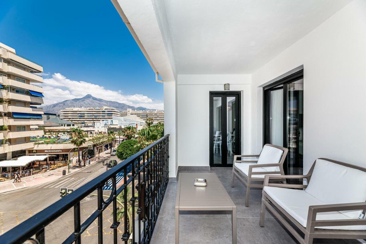 By Riva - Luxurious, Exclusive 2 Bedroom Apt Inside Puerto Banus Marbellac Extérieur photo